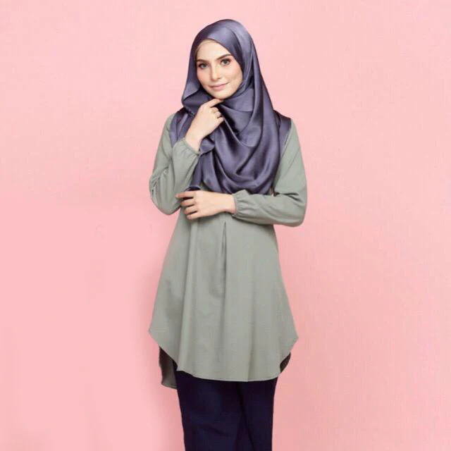 Munirah Pocket Long Blouse - Image 6